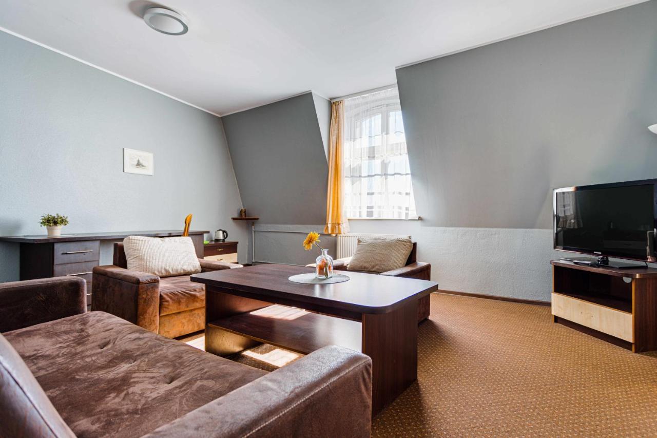 Hotel Sowa Elblag Bagian luar foto