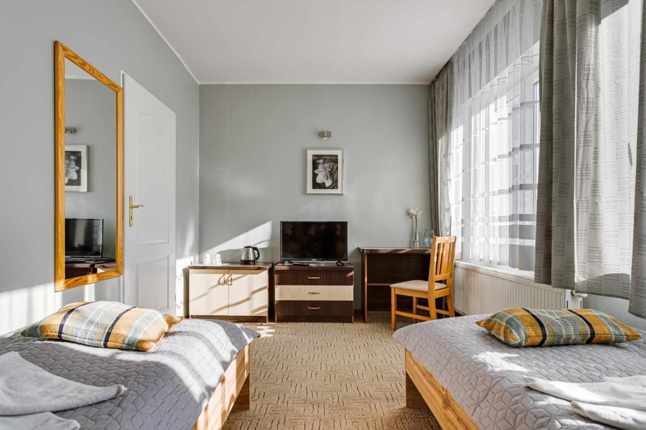 Hotel Sowa Elblag Bagian luar foto